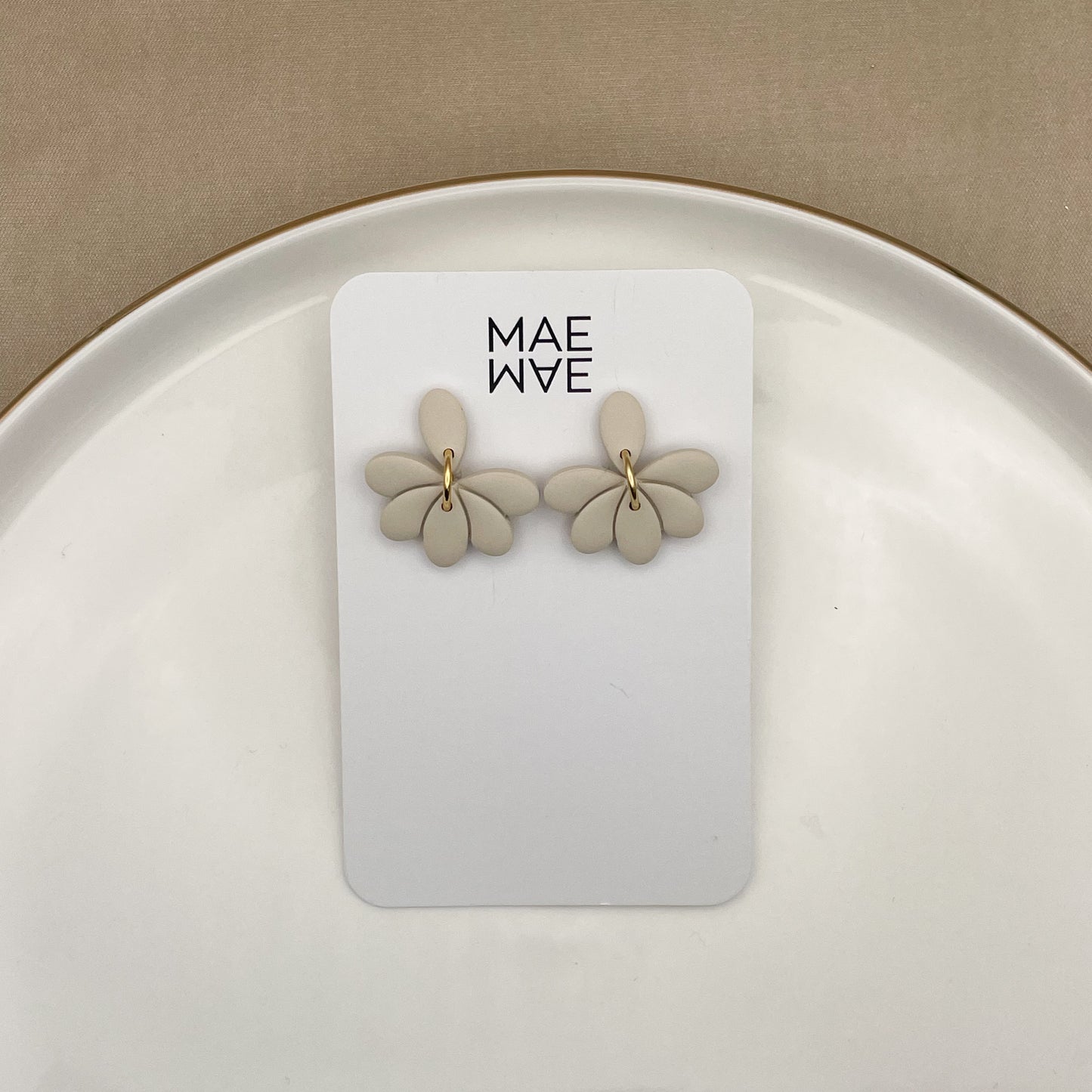 JUNE beige