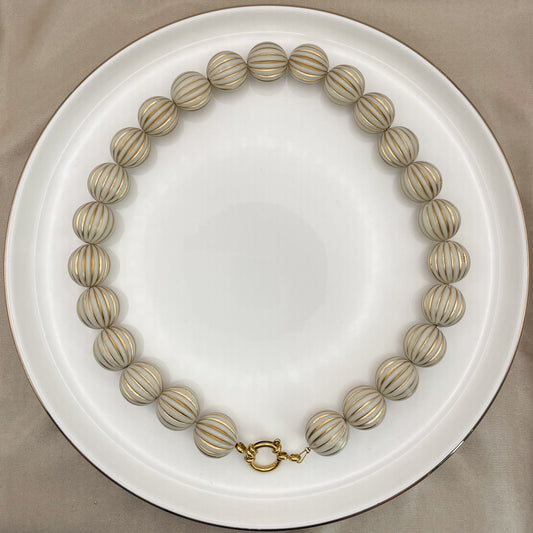 Beige goud